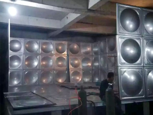 通辽市不锈钢水箱图